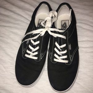 Black Lo Pro Vans
